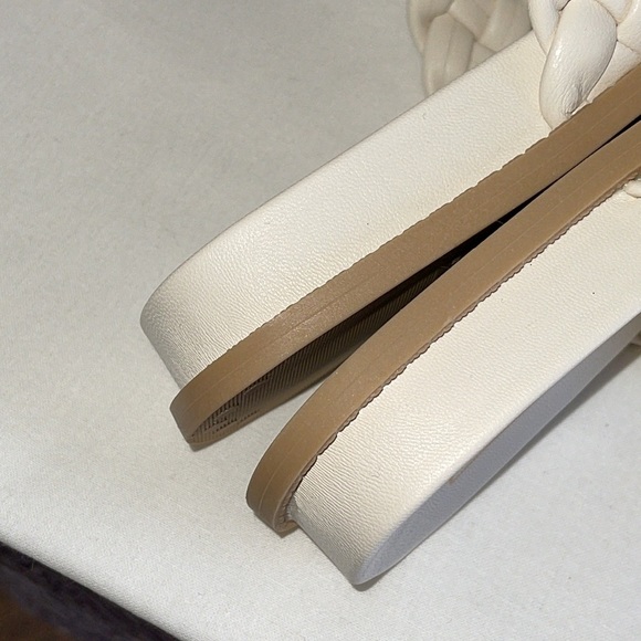 NIB Dolce Vita “Gabbie” Braided Double Strap Sandals Chalk-beige Size 8 - Picture 5 of 14